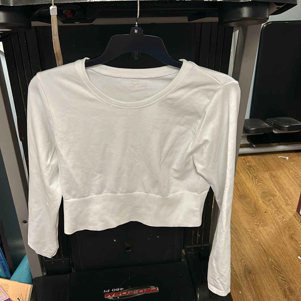 Aerie offline barely worn white top